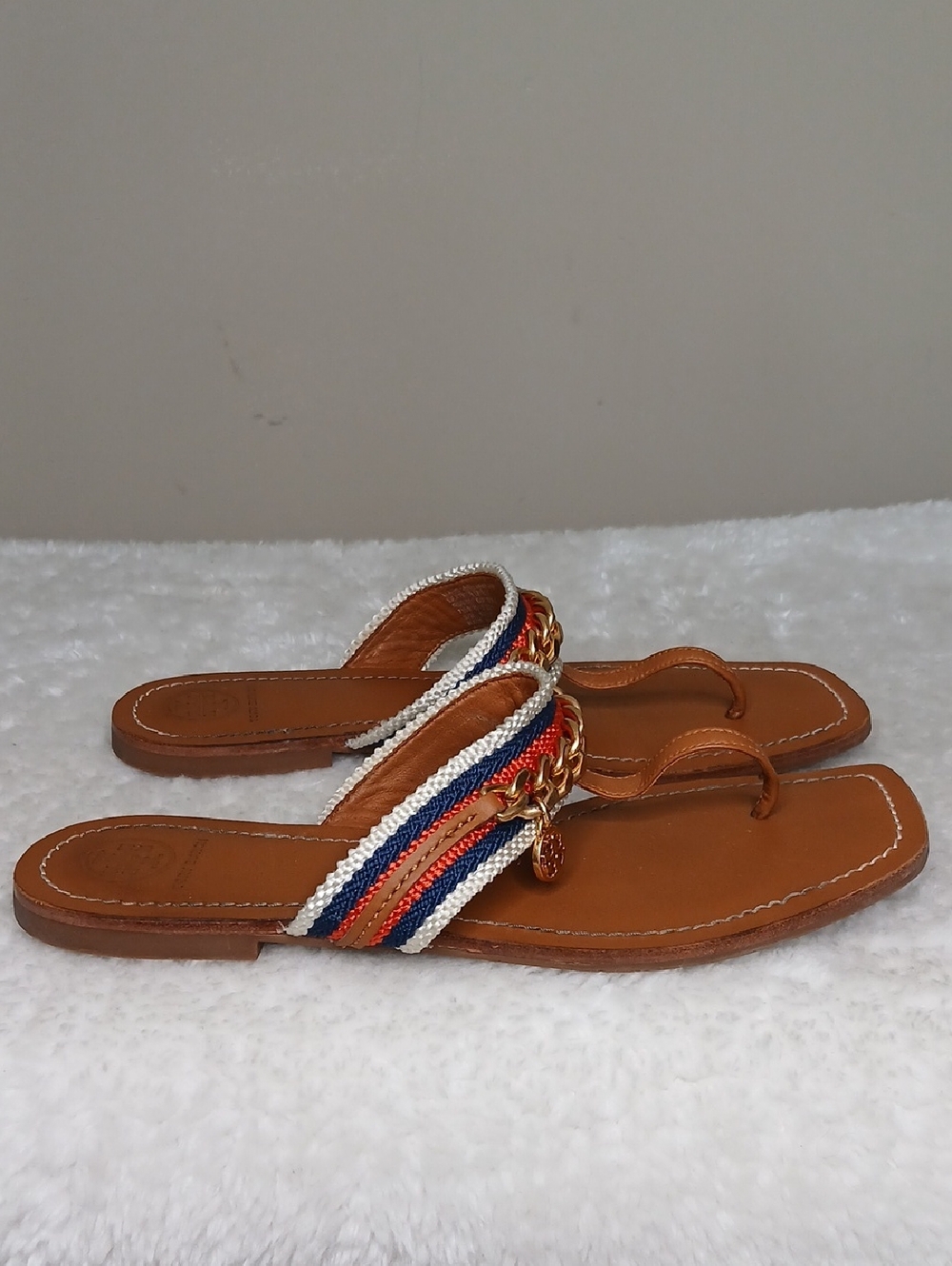 Tory Burch Mini Benton Chain Band Thong Sandals Size 7.5 - Picture 2 of 12